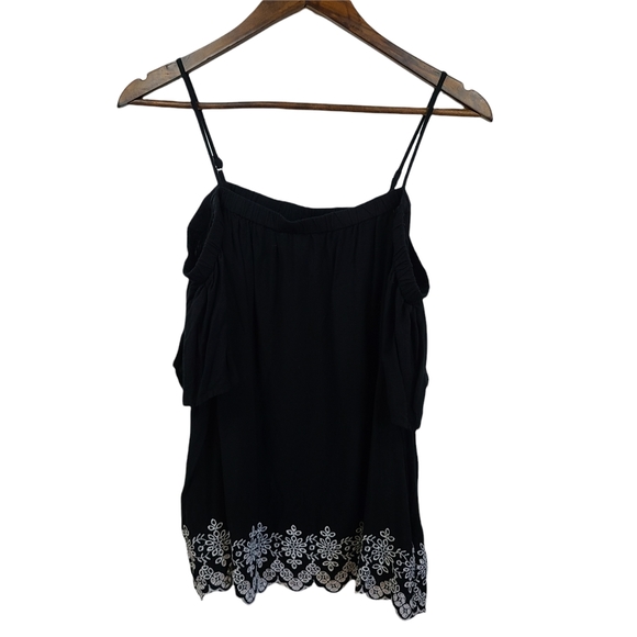 Old Navy Black Embroidered Cold Shoulder Top Medium - Picture 1 of 5